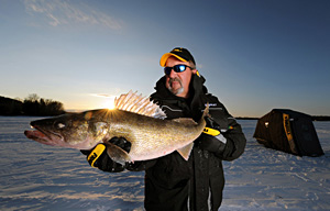Ice Fishing for Walleye with Jigging Spoons, Tip-ups and Bobbers : Great  Lakes Ice Fishing